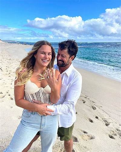 Who Is Flick Palmateer Partner Mitch Gimm? Details on Everything