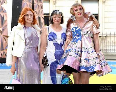 Who Is Flo Perry? Philippa Perry Daughter – Kids and Children Name Revealed