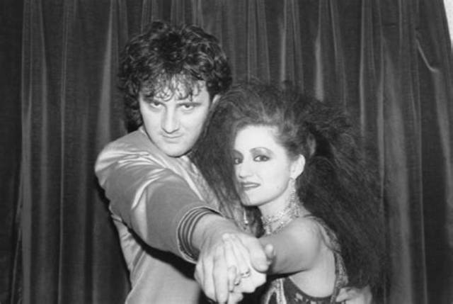 Who Is Guitarist Dave Ball Wife Gini Hewes? Meet His Family