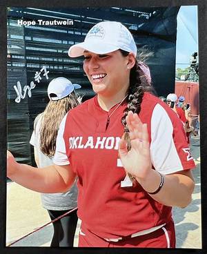 Who Is Hope Trautwein? Everything to Know About North Texas Softball Pitcher