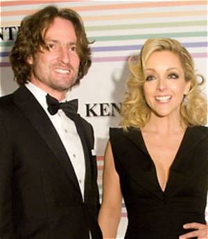 Who Is Jane Krakowski’s Husband, Robert Godley? Age Difference Explored