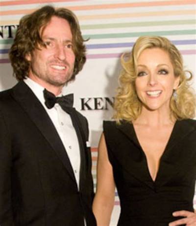 Who Is Jane Krakowski’s Husband, Robert Godley? Age Difference Explored