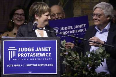 Who Is Janet Protasiewicz? Supreme Court Judge: Wiki and Controversy Explore