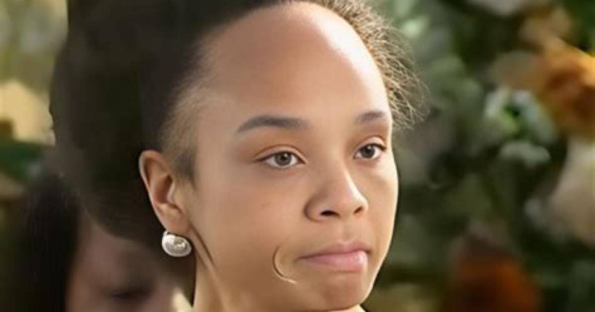 Who Is Jayne Rivera? Instagram Model Slammed for Disrespectful Pose at Her Father’s Funeral