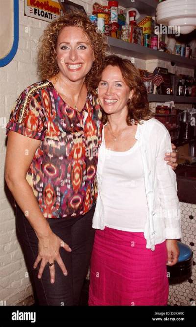 Who Is Judy Gold’s Wife Elysa Halpern? Everything on Their Love Life