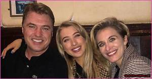 Who Is Katie Owen? Everything on Vicky Mcclure Step Daughter Age and Mother Info