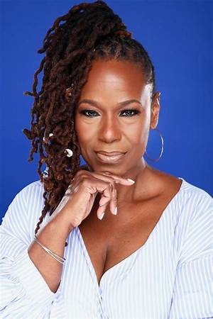 Who Is Kecia Lewis? Everything to Know About the Actress