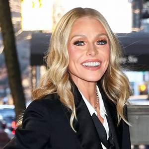 Who Is Kelly Mantle? See Net-Worth, Quote, Awards, Fact, Wiki