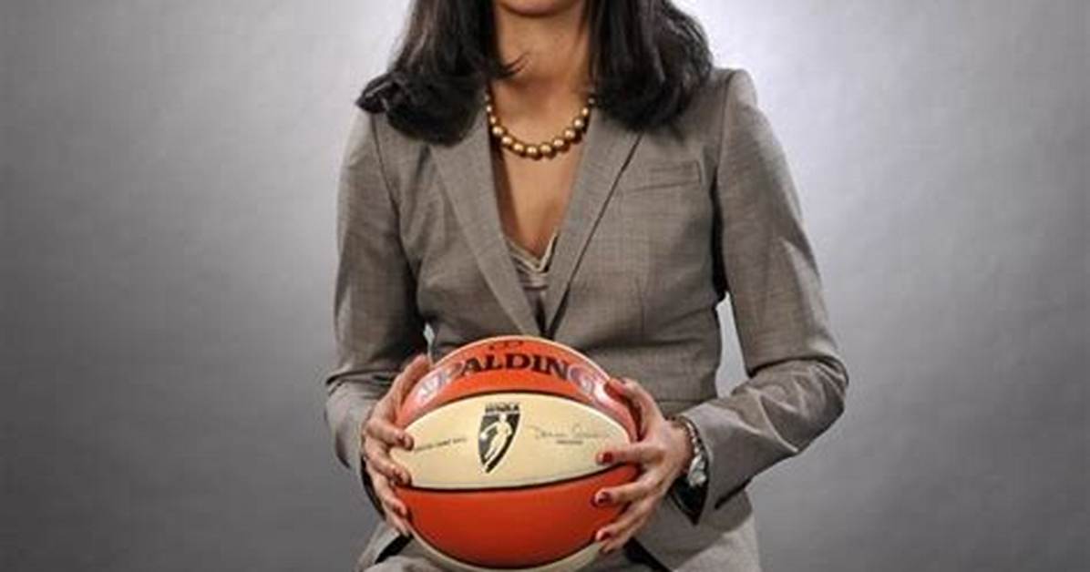 Who Is Kristi Toliver Wife? Sexuality Explored of the Basketball Player