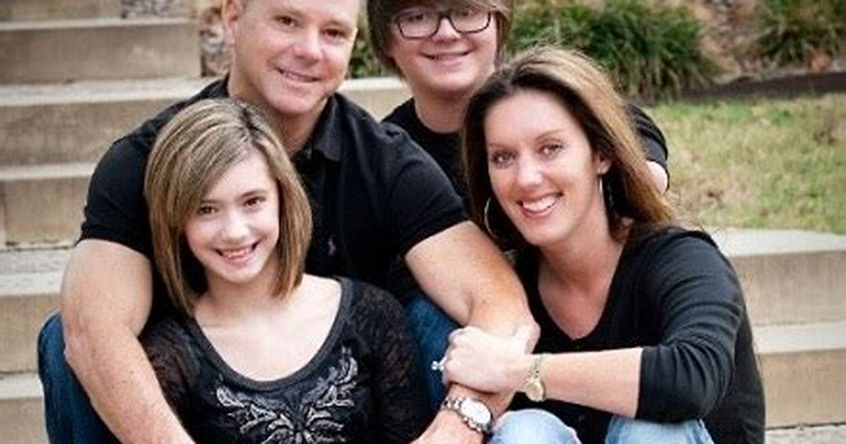 Who Is Kurt Thomas’ Wife? Rebecca Jones Wiki, Age, Family, Net Worth, Children