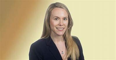 Who Is Lara Seligman Biography, Husband, Is Politico Journalist Married?