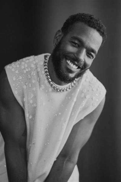 Who Is Luke James? His Age, Height, Girlfriend, Net Worth, Is He Gay?