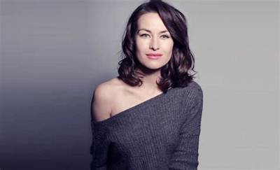Who Is Maimie Mccoy Husband? Facts About Van Der Valk Cast and Family