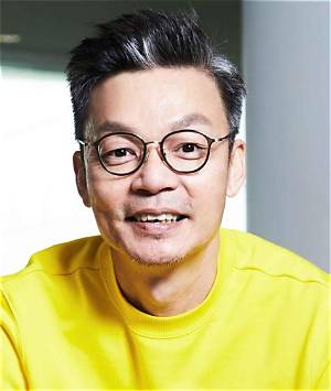 Who Is Mark Lee? Details to Know About the La Brea Cast