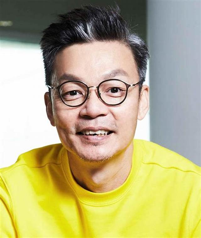 Who Is Mark Lee? Details to Know About the La Brea Cast
