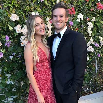 Who Is Molly Mcqueen? Andy Favreau Wife, Kids Family and Net Worth