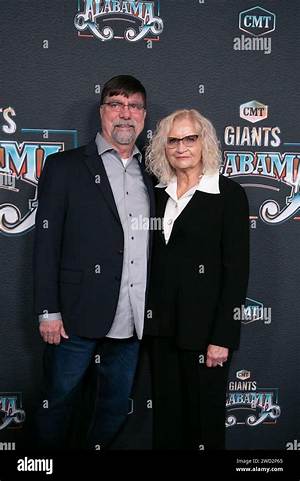 Who Is Musician Teddy Gentry Wife Linda Gentry and What's Their Net Worth?