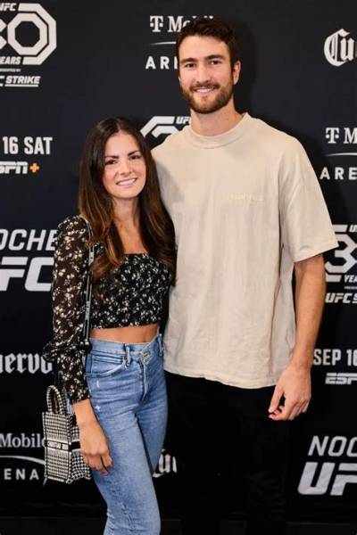 Who Is Nicolas Roy Girlfriend Laurie Pépin? Meet the Ice Hockey Player on Instagram