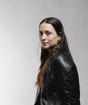 Who Is Nora Petersen Aka Healthy_Punk Tiktok? Meet the Viral Minimalist Interior Designer