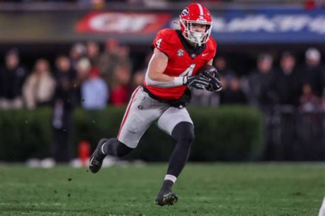Who Is Oscar Delp from Michigan? Meet the Tight End on Instagram