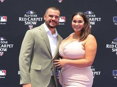 Who Is Paige Hartman? Meet Kyle Schwarber Wife on Instagram