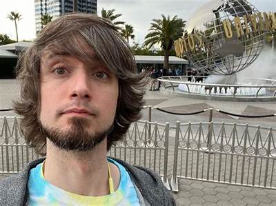 Who Is Peanutbuttergamer, Pbg, (Austin Hargrave)? His Wife and Bio