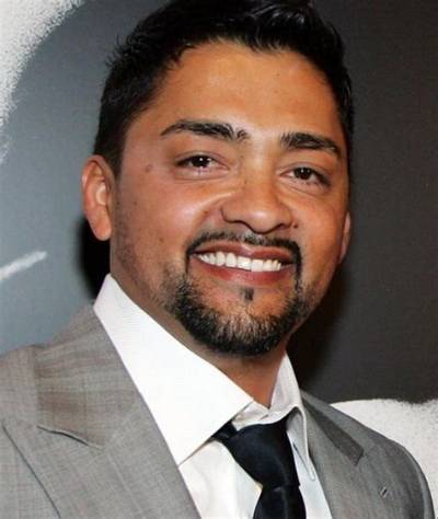 Who Is Reynaldo Gallegos? Details to Know About the Cast of Tv Series the Rookie