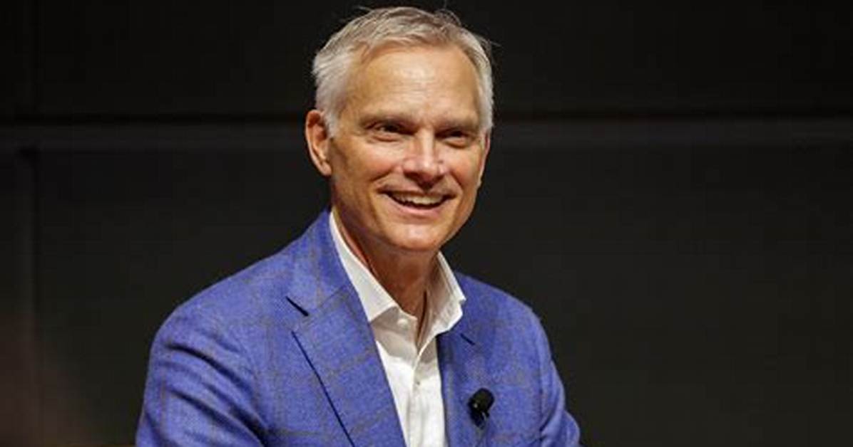 Who Is Robert Isom? Everything About the President of American Airlines Group