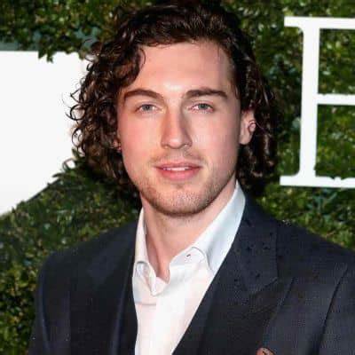 Who Is Rory Fleck Byrne Married to? Know About the Relationship Details of the Irish Actor