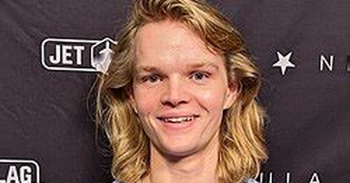 Who Is Sam Denby Dating? Sam Denby Girlfriend, Net Worth, Wiki, Bio