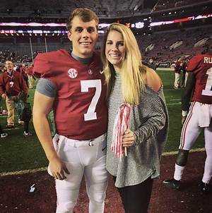 Who Is Sarah Ashlee Boyfriend Jake Horton? Everything About the Point Guard