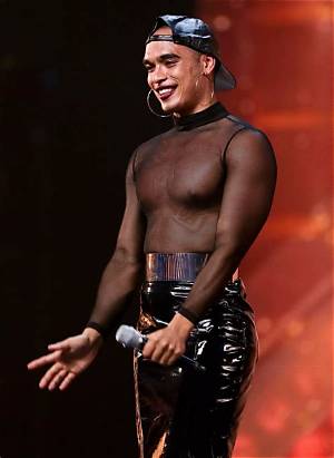 Who Is Seann Miley Moore Boyfriend? Meet the Gay Contestant on the Voice Who Gave a Four-Chair Turn Performance