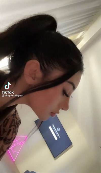 Who Is Simpforatispaul Tiktok? Mikaela Testa Before Surgery Photos on Instagram