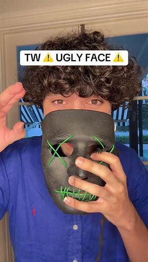 Who Is Slimthicccsenpai on Tiktok? Face Reveal, Age – Meet Her on Instagram