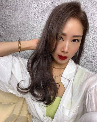 Who Is Sofia Cheung? Influencer Falls to Death: Meet Her on Instagram