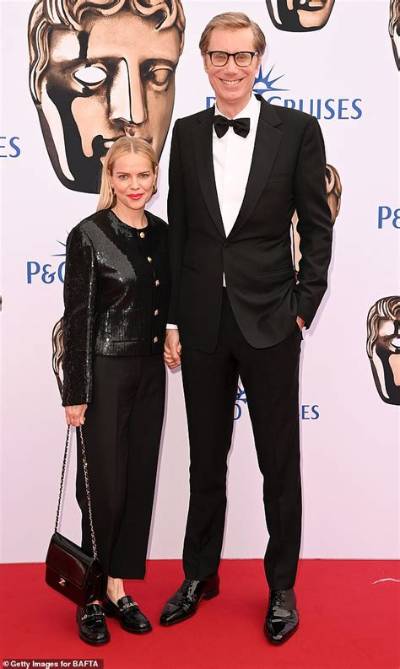 Who Is Stephen Merchant Wife Mircea Monroe? Everything on His Partner and Married Life