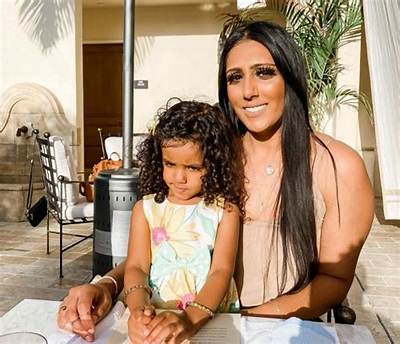 Who Is Sukhjit Athwal? Kashe Quest Mother Age – Meet Her on Instagram