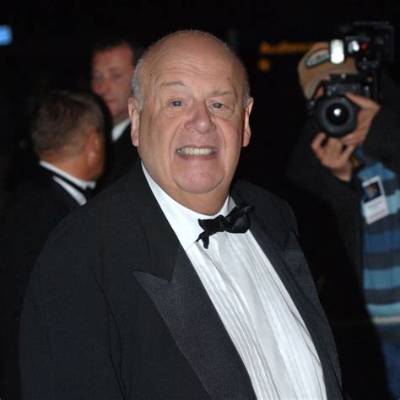 Who Is Tom Elliott? John Elliott Son Wikipedia Bio