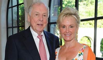 Who Is Toni Chapman Brinker? T. Boone Pickens’ Wife Bio, Wiki, Age, Net Worth, Children, Husband, Family and Photos