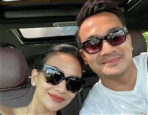 Who Is Vanessa Angel Suami? Everything to Know About Her