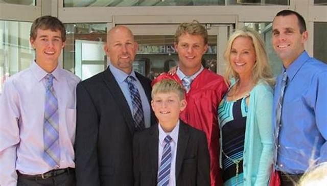 Who Is Walt Weiss’ Wife Terri Weiss?