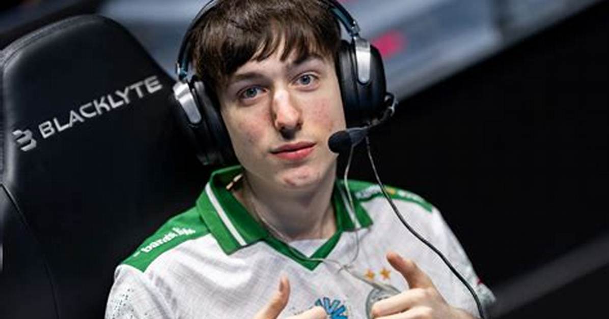 Who Is Wehoopin Twitch? Age Height – Meet Him on Instagram