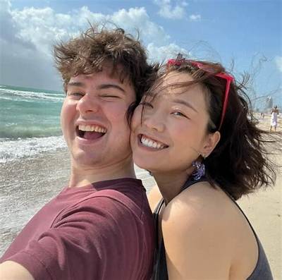 Who Is Xiaomanyc Wife? Learn Everything About the Youtuber
