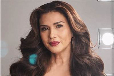 Who Is Zsa Zsa Padilla Married to? Everything on Her Husband Age, Daughter & Instagram