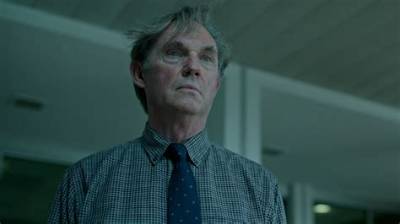Who Plays Wendy Byrde’s Father in Netflix’s Ozark?