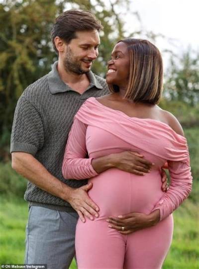 Why Fans Think Kelly Evans Is Pregnant Again! Confusion Explained