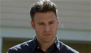 Why Is Ryan Guzman Leaving 911? Eddie Serious Injuries, Is He Married?