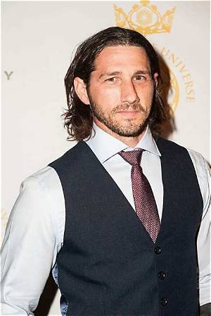 Why Is Wil Willis Leaving Forged in Fire? Wife, Wikipedia, Net Worth, Instagram