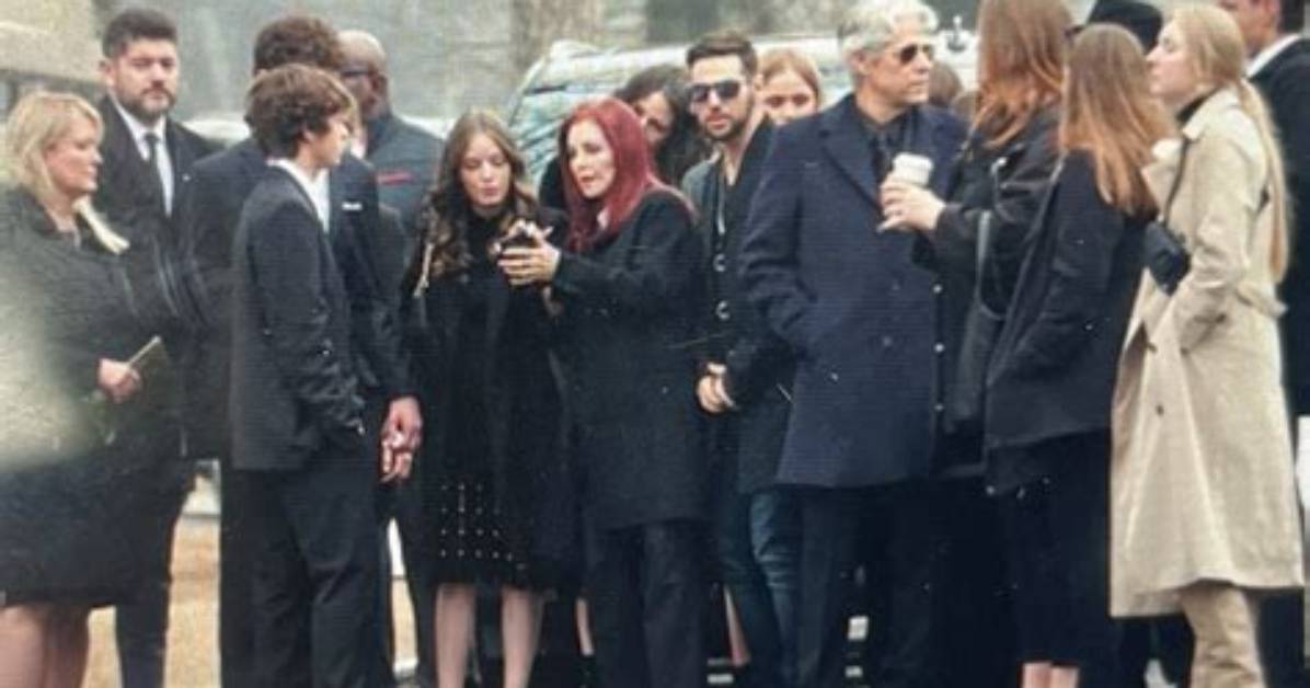 Will Lisa Marie Presley’s Funeral Be on Tv? How to Watch, Livestream Details, and More Ahead of Public Memorial Service
