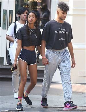 Willow Smith Boyfriend: Who Is Willow Smith in a Relationship with?